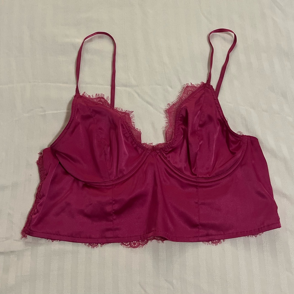 Pick Lace Top Size Large.
